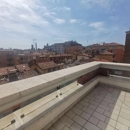 Apartamento Garisenda House *